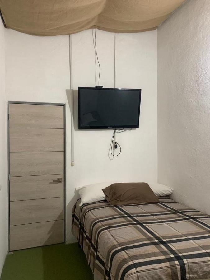 Hotel Chulamar, Piscina Y Restaurante エスクィントラ エクステリア 写真