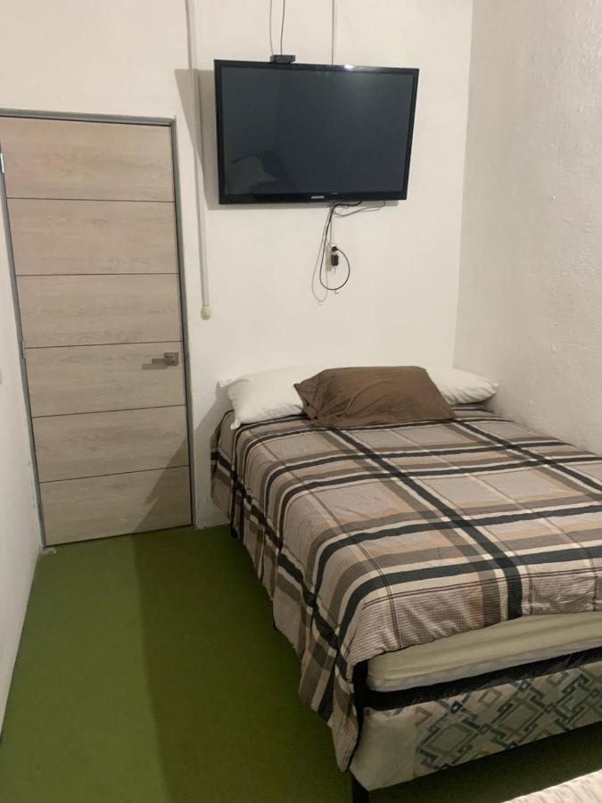 Hotel Chulamar, Piscina Y Restaurante エスクィントラ エクステリア 写真