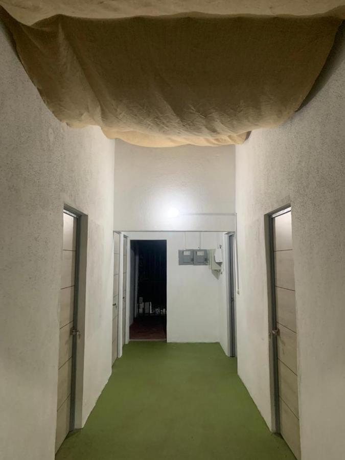 Hotel Chulamar, Piscina Y Restaurante エスクィントラ エクステリア 写真